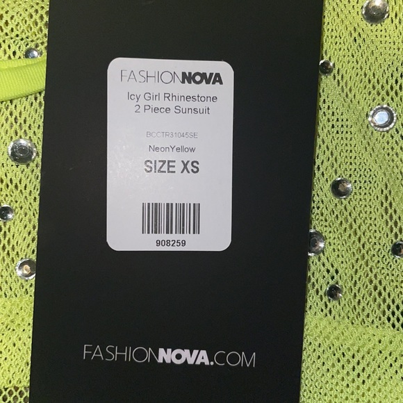 Brand new with tags still. 2 piece neon yellow fashionnova Rhinestone “sun suit” - Picture 8 of 9